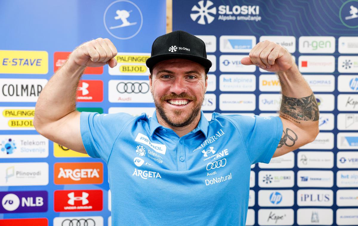 alpsko smučanje, Miha Hrobat | Miha Hrobat kaže mišice. In vsi, ki ga bolje poznajo, pravijo, da tako dobro pripravljen še ni bil. | Foto Aleš Fevžer