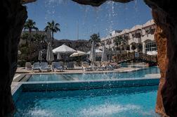 Starša na počitnice v Egipt, doma pustila pet mladoletnih otrok