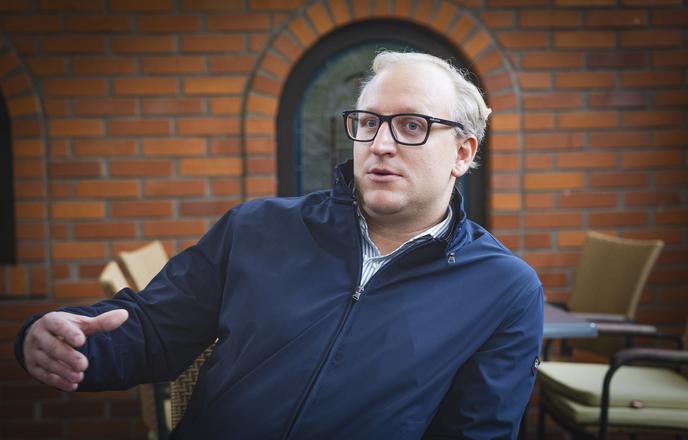 Marsikdo ne bi verjel, kaj je slovenski zdravnik počel pred leti