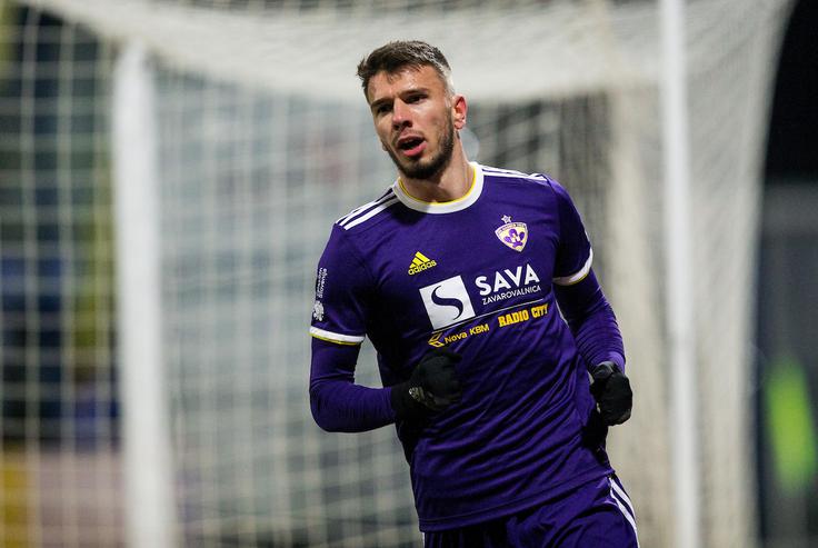 Jan Mlakar že nekaj tednov ne trenira s prvo ekipo NK Maribor. | Foto: Vid Ponikvar