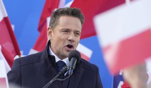 V drugi krog predsedniških volitev na Poljskem Trzaskowski in Nawrocki