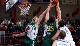 Olimpija ostaja tik pod vrhom