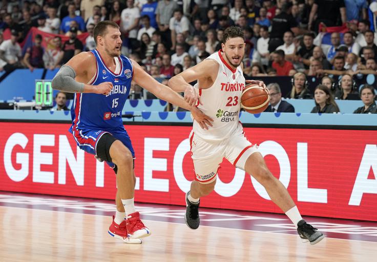 Nikola Jokić in Alperen Sengun | Foto: Reuters