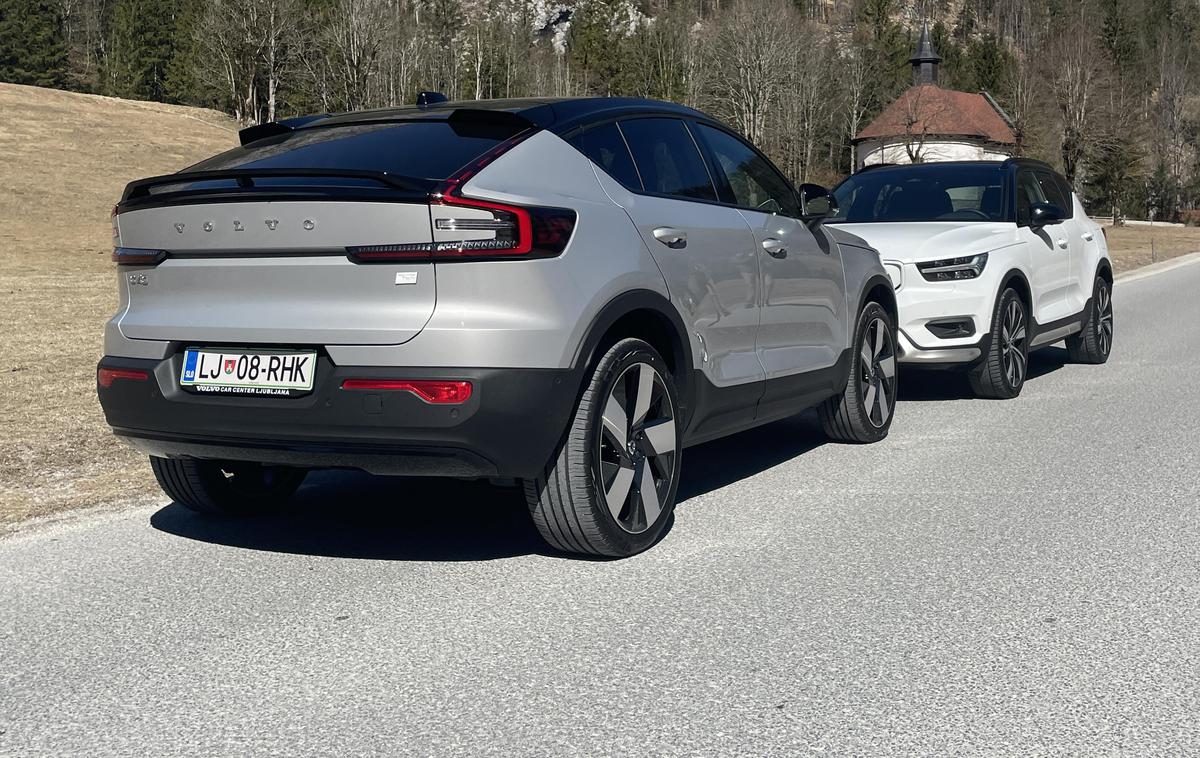 Volvo XC40 recharge in C40 recharge | Pri C40 v največji meri izstopa njegov kupejevsko oblikovani zadek, ki je drugačen in vpadljiv. | Foto Gašper Pirman