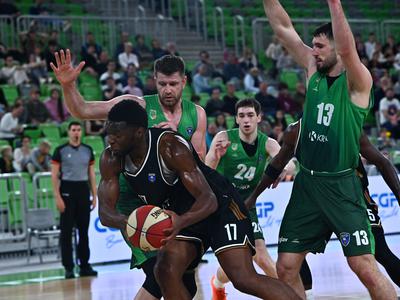 Krka se je v Stožicah dobro upirala evroligašu, Cedevita Olimpija po preobratu in podaljšku do zmage