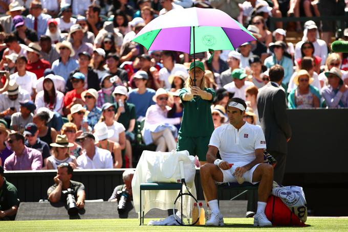 Roger Federer upa, da bo kmalu dobil svoj logotip nazaj. | Foto: Guliverimage/Getty Images