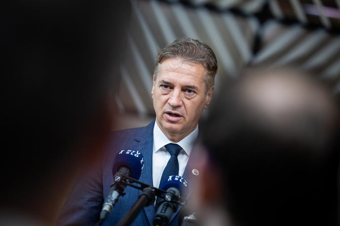 Robert Golob | Na vladi so se odločili za samostojno ukrepanje Slovenije. | Foto Vlada Republike Slovenije