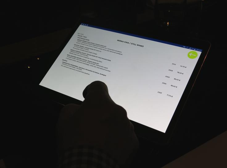 "List" iz elektronske vinske karte | Foto: Miha First
