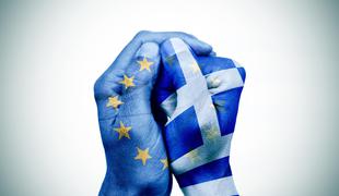 Finančni ministri potrdili program pomoči Grčiji in izplačilo prve tranše
