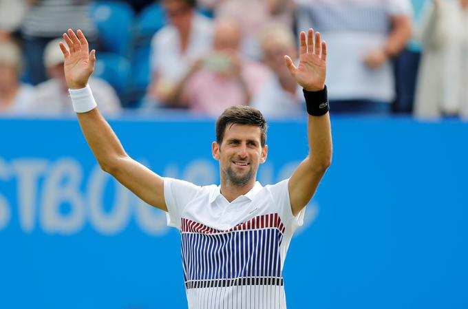 Novak Đoković je tik pred začetkom Wimbledona zmagal na turnirju na travi v Eastbournu. | Foto: Reuters