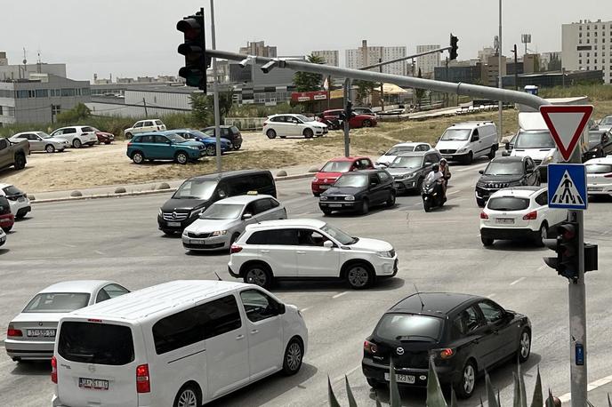 izpad električne energije v Splitu | Zaradi nedelujočih semaforjev iz držav poročajo o prometnem kaosu.  | Foto Pixsell