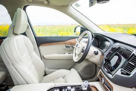Volvo XC90 T8
