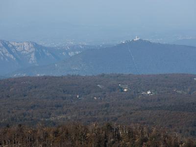 Na Trnovski planoti italijanski pohodnik zdrsnil v prepad in umrl