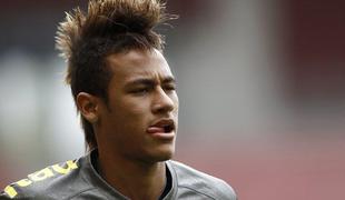 Si je Barcelona z 10 mio evrov že rezervirala Neymarja?