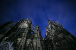 V Kölnu zaradi lažnega preplaha začasno zaprli katedralo