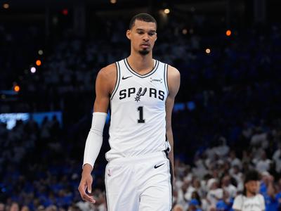 San Antonio in Oklahoma pred pomembno tekmo, pritisk je vse večji