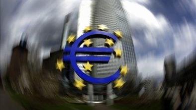 OECD: Grčija bo morala brezhibno izpeljati program reform