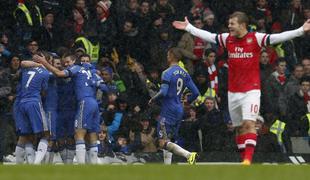 Chelsea premagal Arsenal, Tottenham izenačil v zadnji minuti