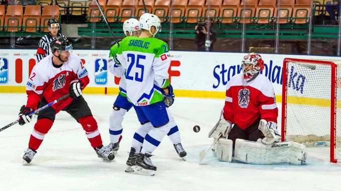 Želi ostati del avstrijske reprezentance, ki bo septembra olimpijsko vozovnico lovila v Latviji, kjer se bo ob domačinih pomerila še z Nemci in Japonci. | Foto: HZS/Drago Cvetanovič