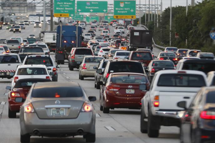 Emisije, globalno segrevanje | Dogovor obenem predvideva okrepljeno fleksibilnost znotraj in med posameznimi gospodarskimi sektorji pri zmanjševanju emisij. | Foto Reuters