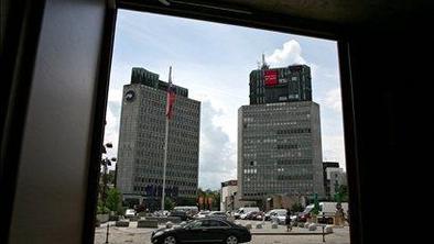 Komisija začasno odobrila državno pomoč NLB