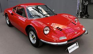 Ferrari razvija nov model, zanj bo vseeno treba imeti skoraj 200 tisočakov