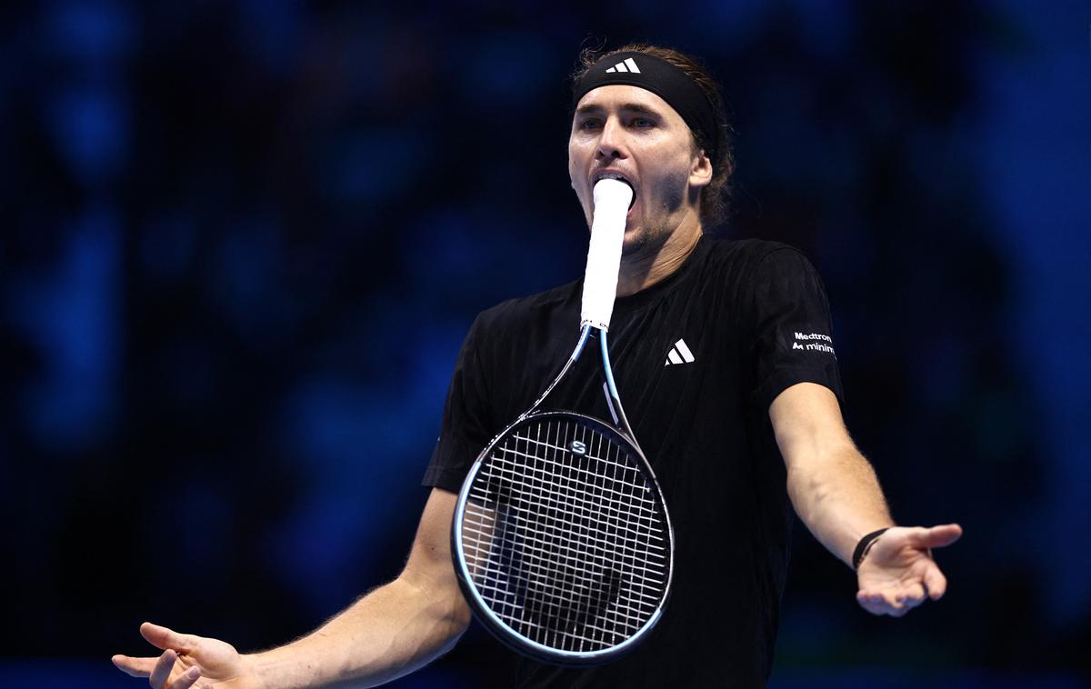 Alexander Zverev | Alexander Zverev bo moral zvečer igrati na vse ali nič. | Foto Reuters