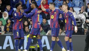 Barcelona na krilih Lewandowskega izkoristila spodrsljaj Reala in se mu približala