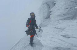 Delavci odpravljajo napake, na terenu vladajo izredne razmere
