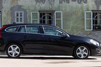 Volvo V60 D5