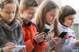 Uporaba mobitela za otroke ni škodljiva … če ga le uporabljajo odgovorno