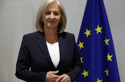 Vrh EU potrdil začetek pristopnih pogajanj z BiH