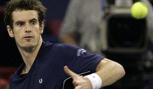 Murray v polfinalu, Federer lažje diha