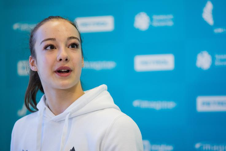 Dora Valant, ki je letos Slovenijo zastopala na evropskem prvenstvu, se je predstavila s trakom in prejela oceno 23,550 ter z žogo za 18,350 točke. | Foto: Grega Valančič