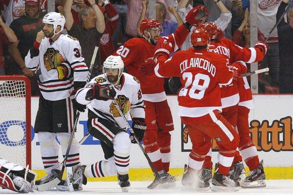 Chicago izgublja tla pod nogami, Kopitar znova v akciji ponoči