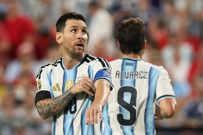 Lionel Messi | Lionel Messi bo na tem svetovnem prvenstvu odigral vsaj še dve tekmi, saj so se branilci svetovnega naslova uvrstili med najboljše štiri. | Foto Reuters