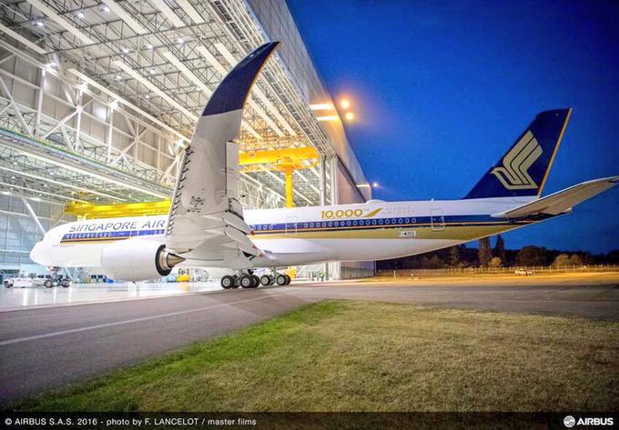 Prvi polet bodo z novim letalom opravili 11. oktobra. | Foto: Airbus