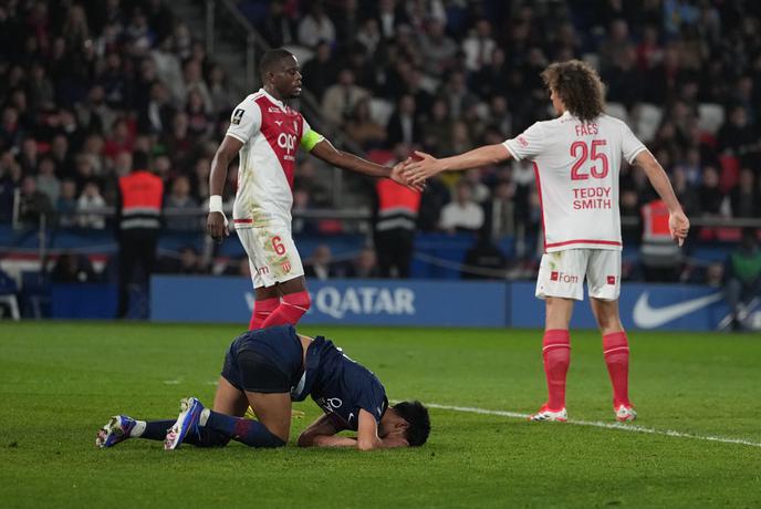 Lens izkoristil spodrsljaj PSG
