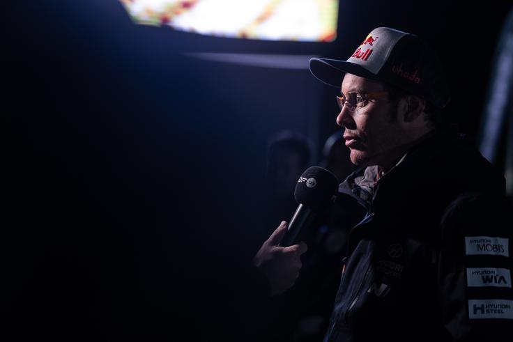 Thierry Neuville (Hyundai) lovi svoj prvi naslov svetovnega prvaka. | Foto: Hyundai