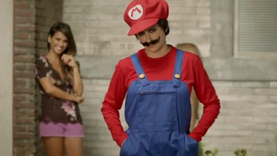 VIDEO: Sestri Cruz in Super Mario