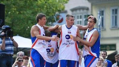 Zmaga na ulični košarki NLB spet v Srbijo