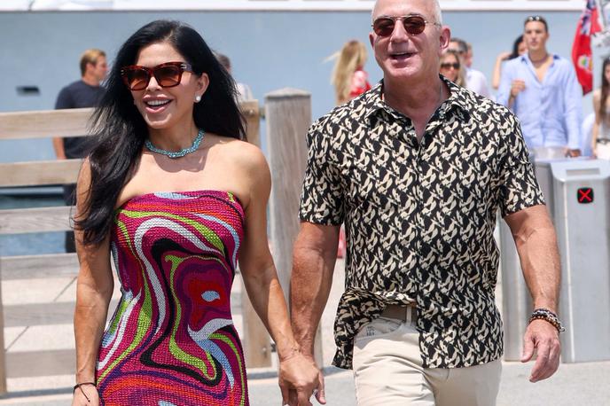 Jeff Bezos, Lauren Sanchez | Milijarder in njegova zaročenka uživata na dopustovanju po Sredozemlju. | Foto Profimedia