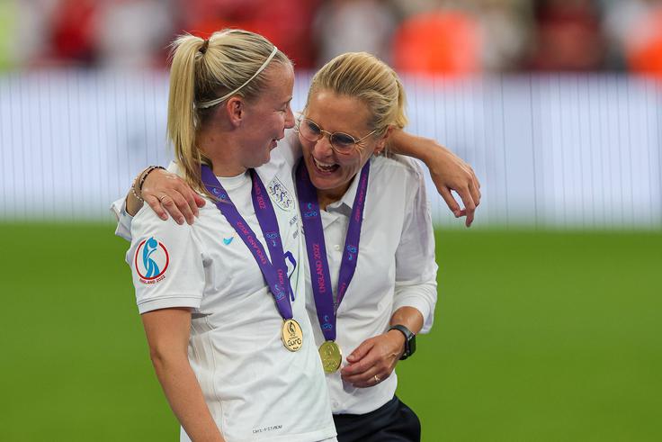 Angležinje pod taktirko Sarine Wiegman spadajo v ožji krog favoritinj za kolajne. | Foto: Guliverimage