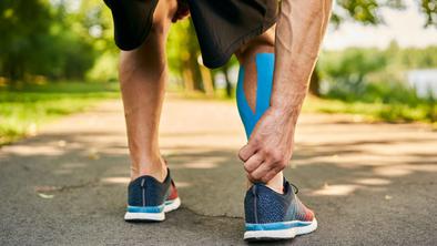 Vnetje Ahilove tetive: Simptomi, vzroki in možnosti zdravljenja