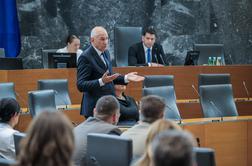Janša z napovedjo na izredni seji: Prihajajo spremembe