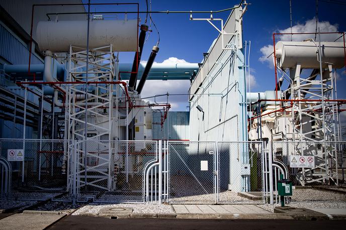 Jedrska elektrarna Krško | Redni remont bo z več kot štiri tisoč posegi obsegal tri osnovne sklope oziroma zamenjavo skoraj polovice jedrskega goriva za naslednjih 18 mesecev delovanja, vzdrževalna dela, menjavo delov in nadzor ter naložbena dela.  | Foto Ana Kovač