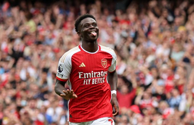 Bukayo Saka je v prvem polčasu zadel za vodstvo Arsenala z 2:0. | Foto: Reuters