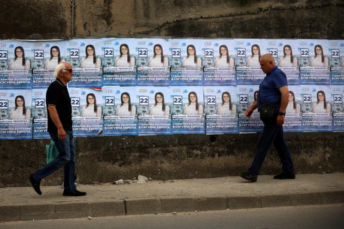volitve v Bolgariji | V Bolgariji bodo danes volivci izbirali že šesti parlament v treh letih. Vendar pa znova ni pričakovati jasnega razmerja moči, tako da po ocenah analitikov obstaja velika verjetnost, da bodo volitve ponovili jeseni. | Foto Reuters