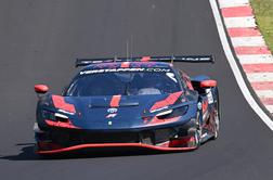Verstappen na skrivaj dirkal s ferrarijem