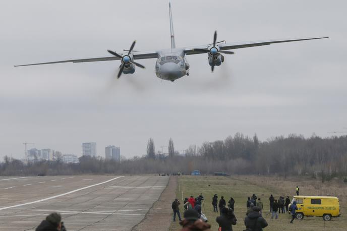 Transportno letalo Antonov An-26 | Foto Reuters